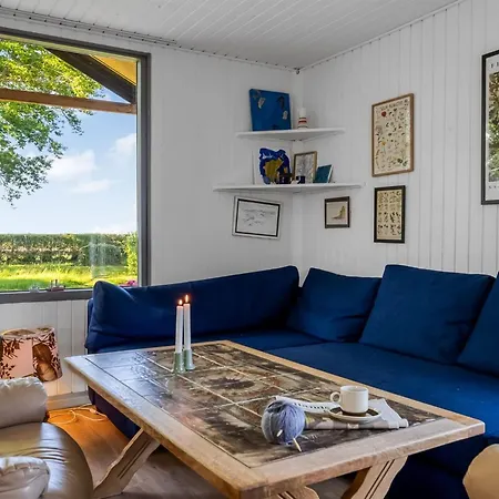 Meglena - 250m From The Sea By Interhome